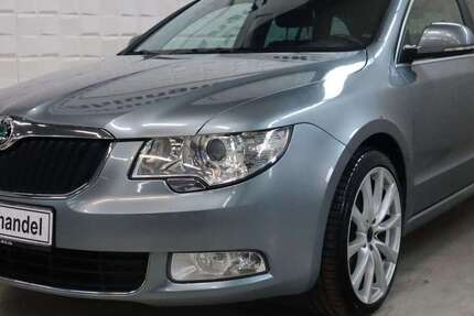 Skoda Superb 174.468 km 8.890 &euro; Freising 85354