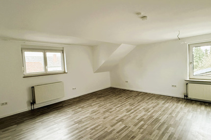 2-Zimmer-Dachgeschosswohnung mit Küche und Garage in Ingolstadt-Nordost 2 zimmer