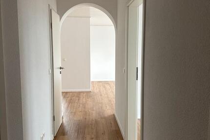 Sonnige Souterrain Bellheim nahe Bf 3.5 zimmer