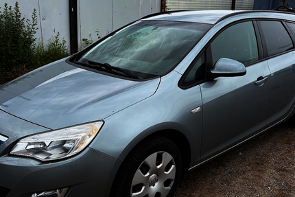 Opel Astra 188.000 km 2.490 &euro; Hamburg 22113