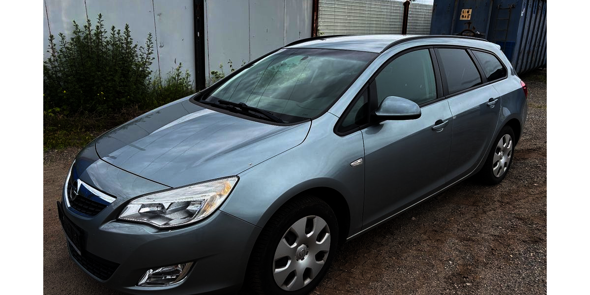 Opel Astra 188.000 km 2.490 &euro; Hamburg 22113