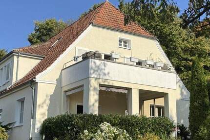 Sonnendurchflutete 6 - Zimmerwohnung mit Terrasse im oberen Ostviertel von Göttingen 6 zimmer