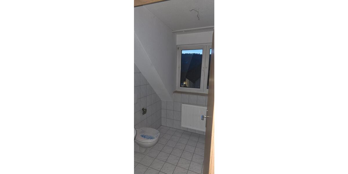 Dachgeschoßwohnung Zella-Mehlis Mehlis - 2 Zimmer, 53 m&sup2;, 390&euro; | Angebot:26564486