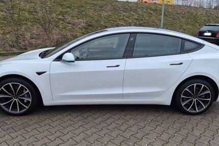 Tesla Model 3 48.000 km 26.499 &euro; Linnich 52441