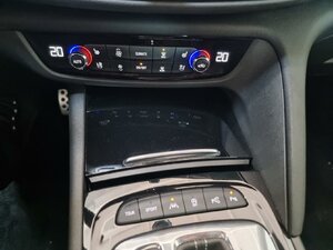 Opel Insignia Innovation 4x4 Bose Park&Go Keyless Nav S 106.219 km 19.880 &euro; HAAN 42781