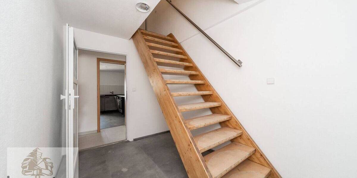 Etagenwohnung Massenbachhausen - 5 Zimmer, 108 m&sup2;, 950&euro; | Angebot:26851709