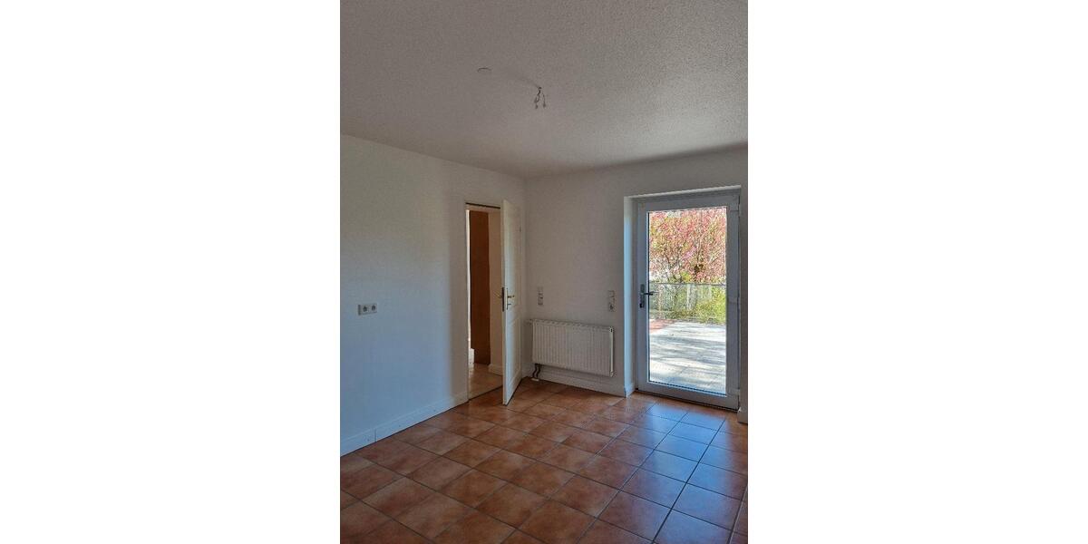 Erdgeschoßwohnung Flensburg Altstadt - 3 Zimmer, 100 m&sup2;, 1.150&euro; | Angebot:26412550