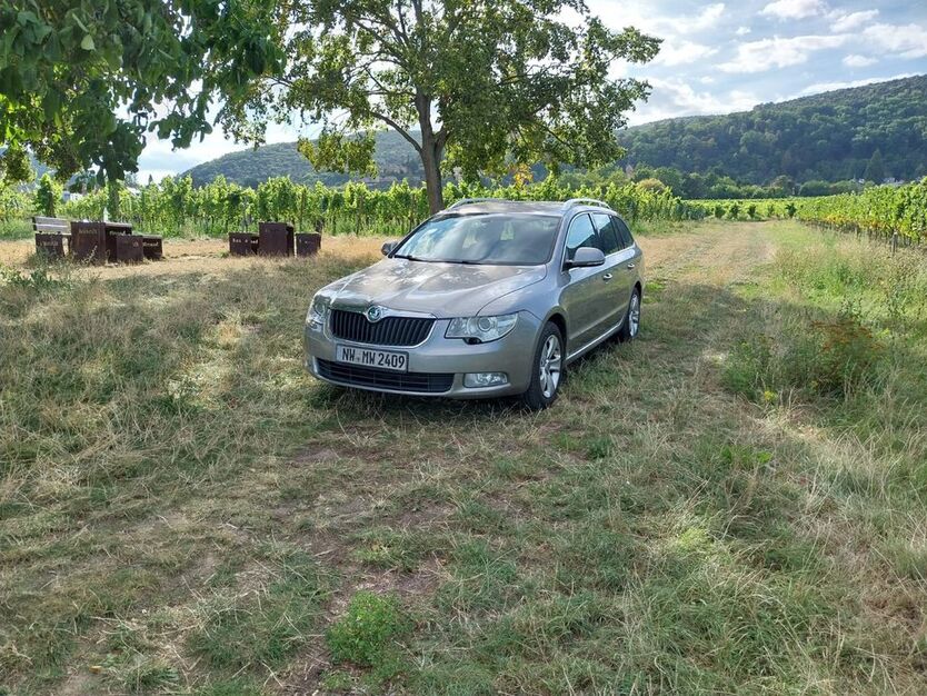 Skoda Superb 257.000 km 4.800 € Neustadt an der Weinstraße 67433