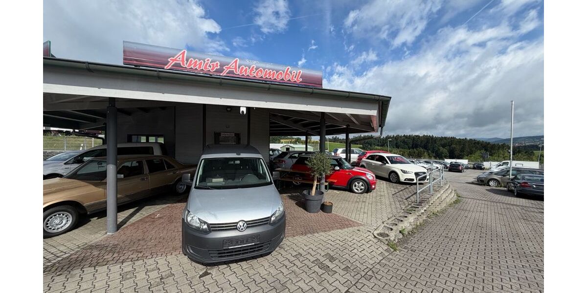 VW Caddy 246.308 km 4.499 &euro; Röhrnbach 94133
