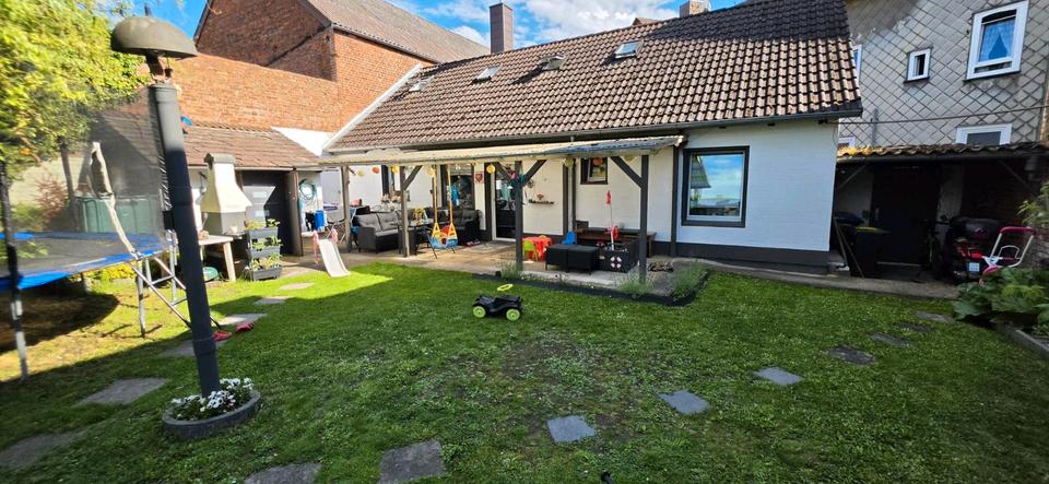 Einfamilienhaus Holzminden - 3 Zimmer, 128 m&sup2;, 180.000&euro; | Angebot:27023183
