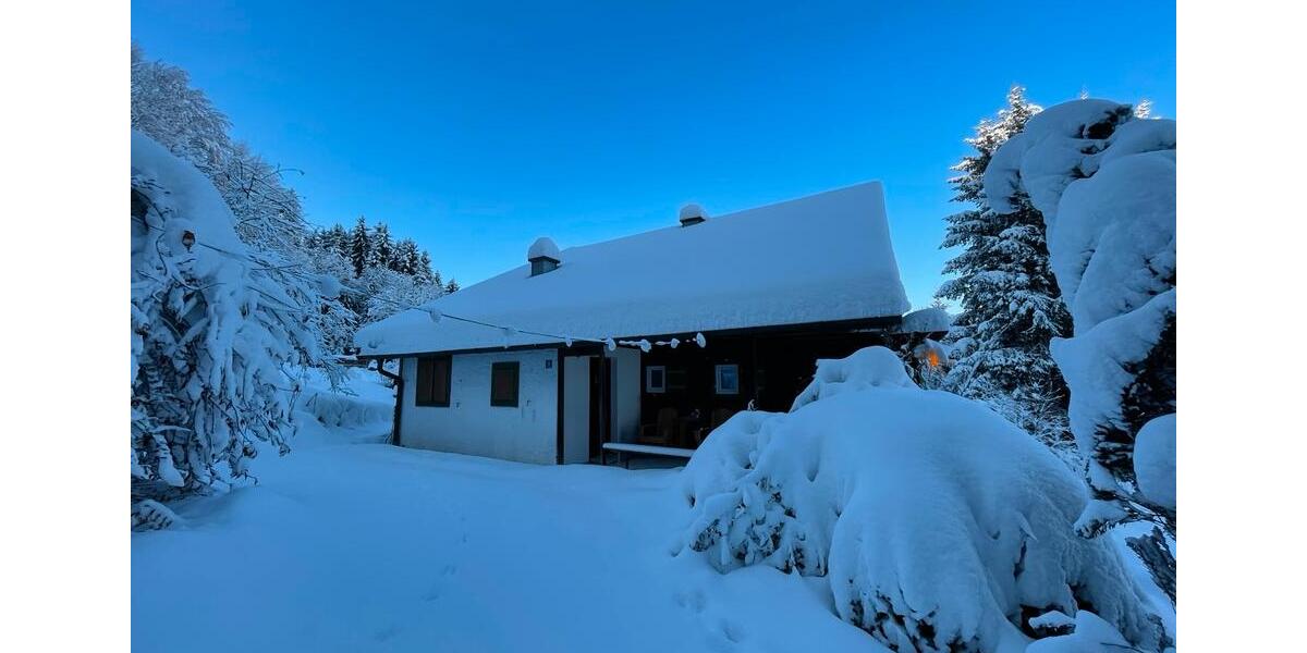 Einfamilienhaus Bergen - 5 Zimmer, 120 m&sup2;, 2.200&euro; | Angebot:26312674