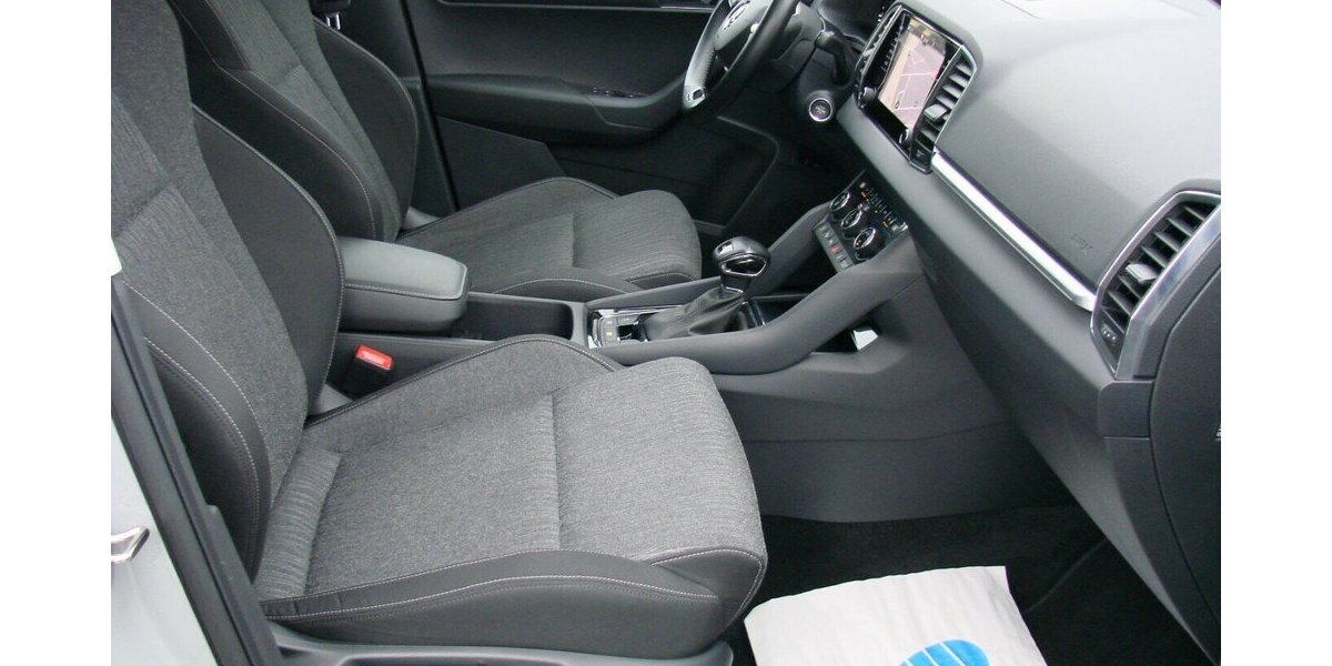 Skoda Karoq 1,5TSi Style ACC LED Kamera Family Paket II 32.882 km 24.980 &euro; Falkensee 14612