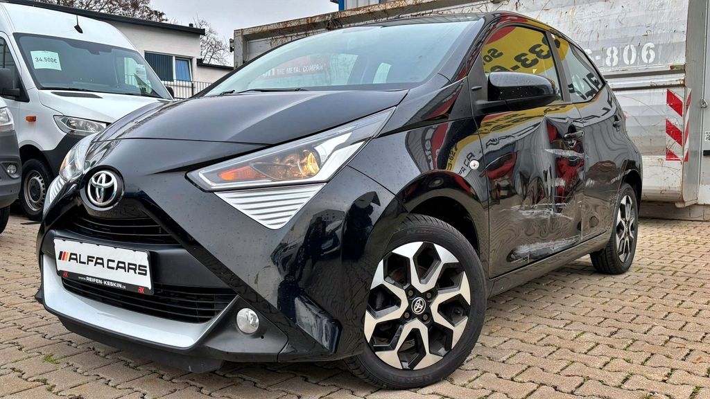 Toyota Aygo (X) 82.300 km 6.950 &euro; Frankenthal 67227