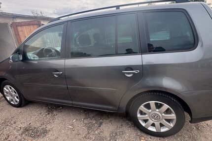 VW Touran 379.800 km 2.800 &euro; Wefensleben 39365