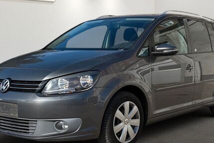 VW Touran 186.948 km 4.499 &euro; Berlin 12681