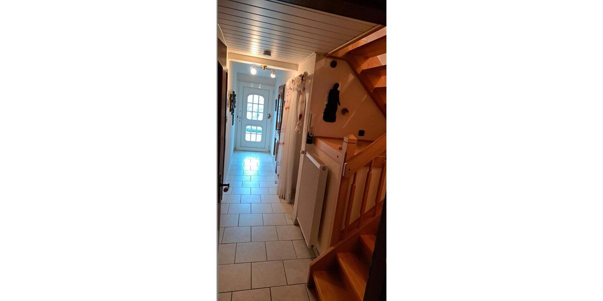Reihenhaus Hermeskeil - 5 Zimmer, 157 m&sup2;, 210.000&euro; | Angebot:27040990