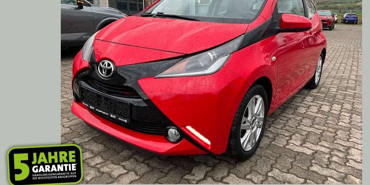 Toyota Aygo 100.000 km 6.990 &euro; Sangerhausen 06526