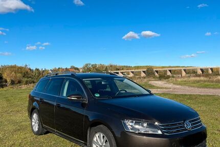 VW Passat Variant 95.384 km 9.999 &euro; Muldestausee 06774