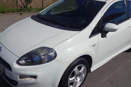 Fiat Punto 122.000 km 2.500 &euro; Zülpich 53909