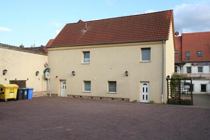 Wohnung Bad Lauchstädt - 3 Zimmer, 84 m&sup2;, 647&euro; | Angebot:25415694