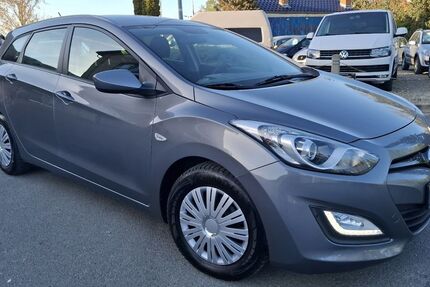 Hyundai i30 89.000 km 8.990 &euro; Derenburg 38895