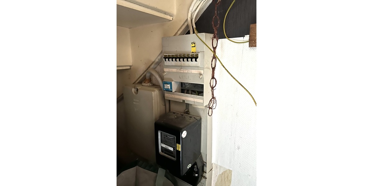 3. ZV-Termin folgt (§ 74A + § 85 A ZVG) 4 zimmer