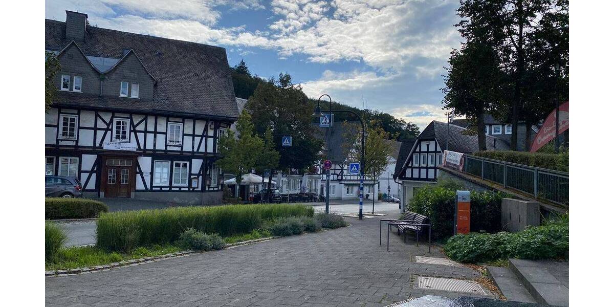 Gewerbeobjekt Schmallenberg Bad Fredeburg - 9 Zimmer, 70 m&sup2;, 299.000&euro; | Angebot:25682614