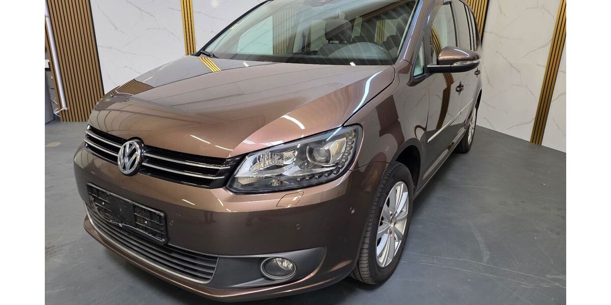 VW Touran 222.159 km 6.999 &euro; Raunheim am Main 65479