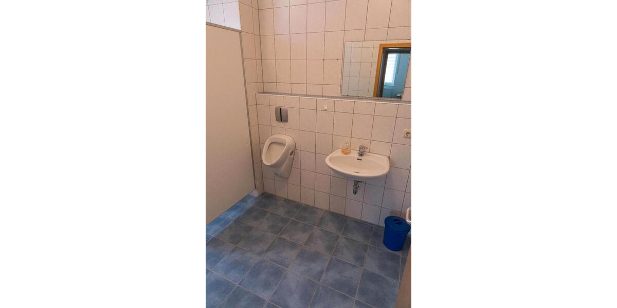 Gewerbeobjekt Wackersdorf - 690&euro; | Angebot:26091745