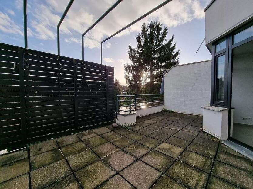 Wohnung zum Mieten in Düsseldorf 1.300 € 82.24 m²