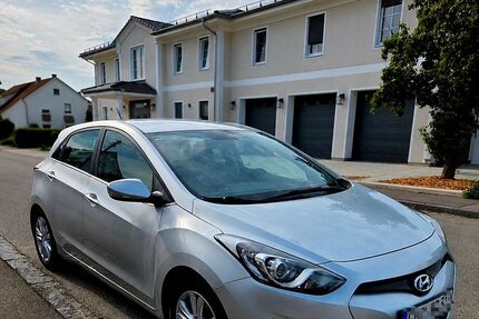 Hyundai i30 93.000 km 6.500 &euro; Friedberg 87316
