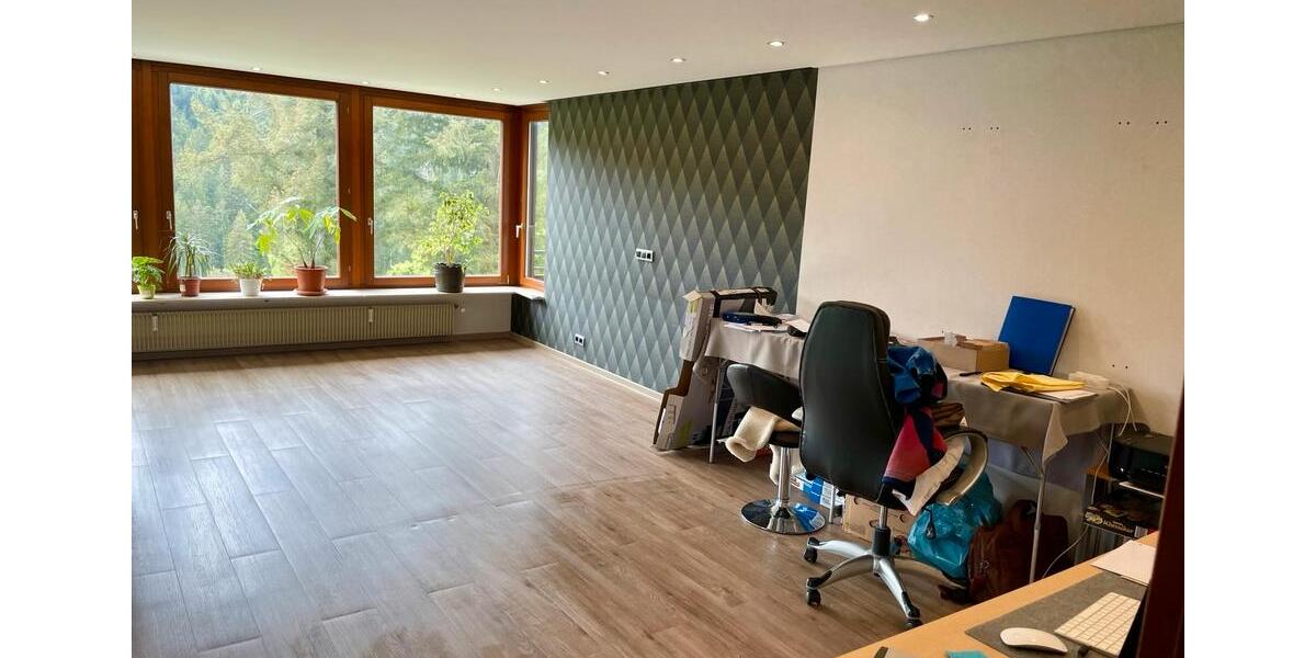 Einfamilienhaus Freudenstadt - 11 Zimmer, 224 m&sup2;, 650.000&euro; | Angebot:26985886