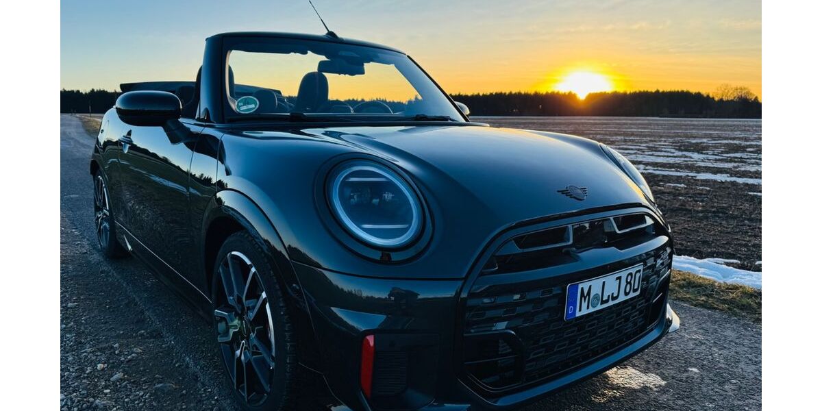 Mini John Cooper Works Cabrio 3.690 km 42.900 &euro; Straßlach 82064