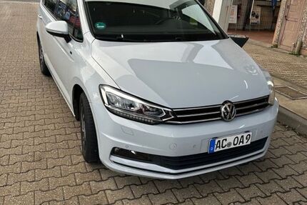 VW Touran 104.000 km 14.490 &euro; Aachen 52072