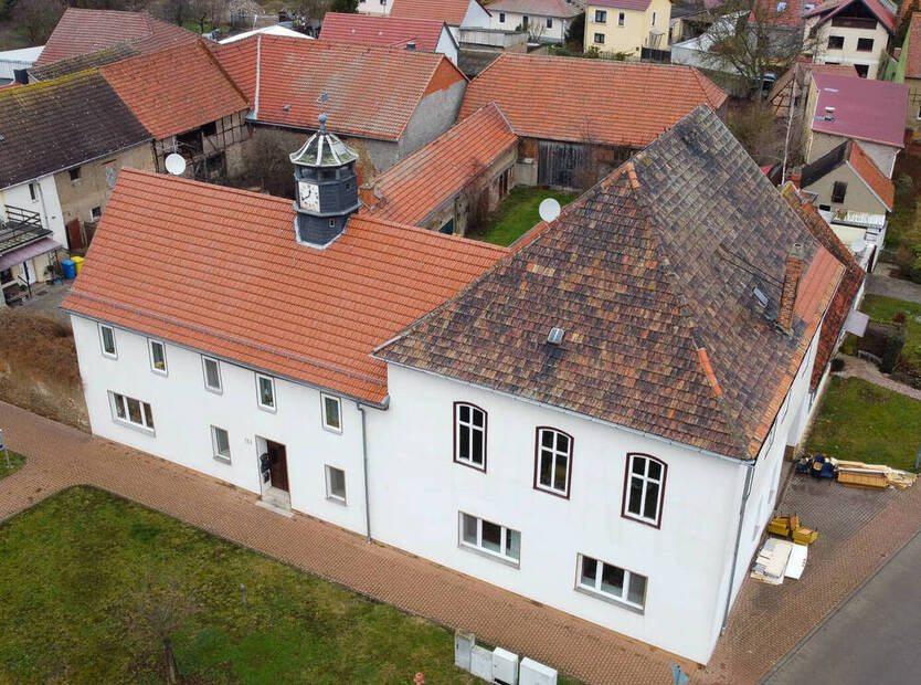 NEUER PREIS!!! Mehrfamilienhaus mit 3 Wohneinheiten und Ausbaupotential in Guthmannshausen