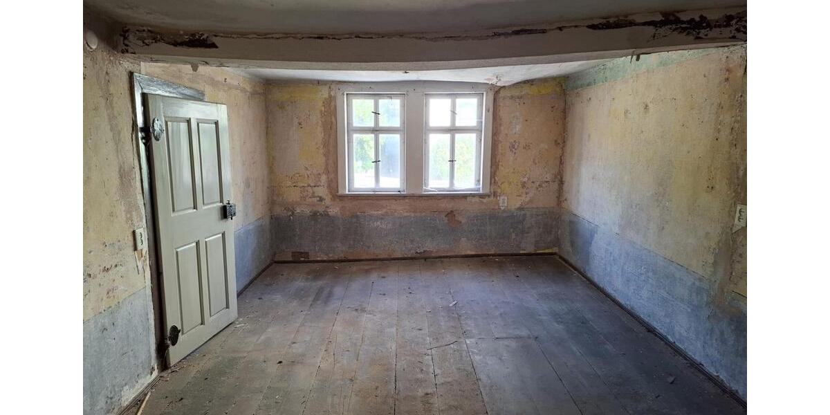 Bauernhaus, Landhaus Treffurt - 5 Zimmer, 160 m&sup2;, 28.000&euro; | Angebot:26872040