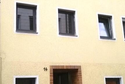 Haus Waldsassen - 3 Zimmer, 86 m&sup2;, 125.000&euro; | Angebot:26445522