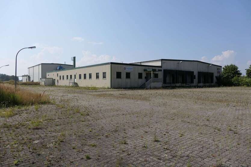Halle in Garz Rügen 650.000 € 3672 m²