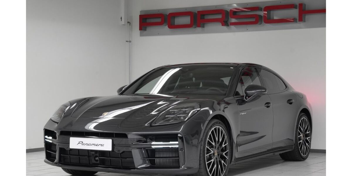 Porsche Panamera 9.990 km 132.890 &euro; Oldenburg 26123