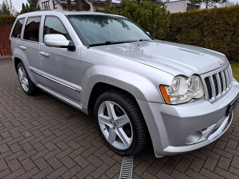 Grand Cherokee