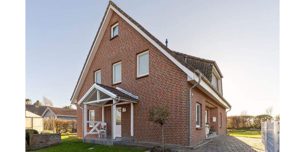 Einfamilienhaus Neukirchen - 6 Zimmer, 161 m&sup2;, 465.000&euro; | Angebot:24825371