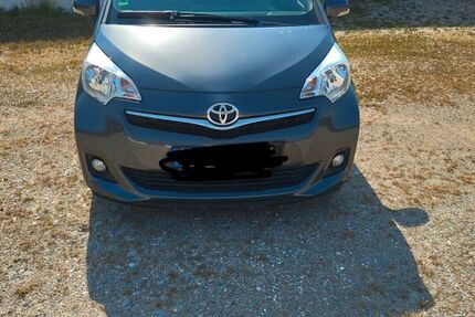 Toyota Verso-S 52.000 km 7.999 &euro; Wurmsham 84189