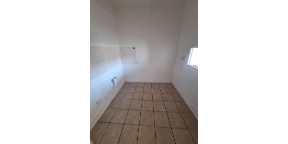 Etagenwohnung Waren (Müritz) - 3 Zimmer, 61 m&sup2;, 390&euro; | Angebot:26181100