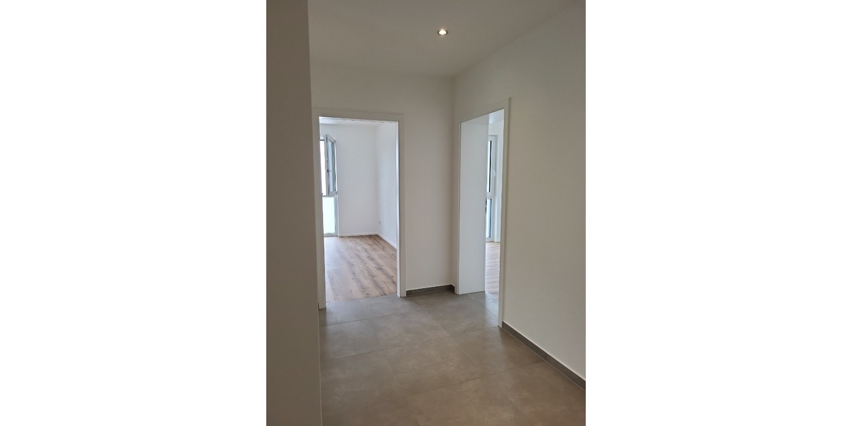 Wohnen auf 98 qm mit großem Südwestbalkon ! 3 zimmer