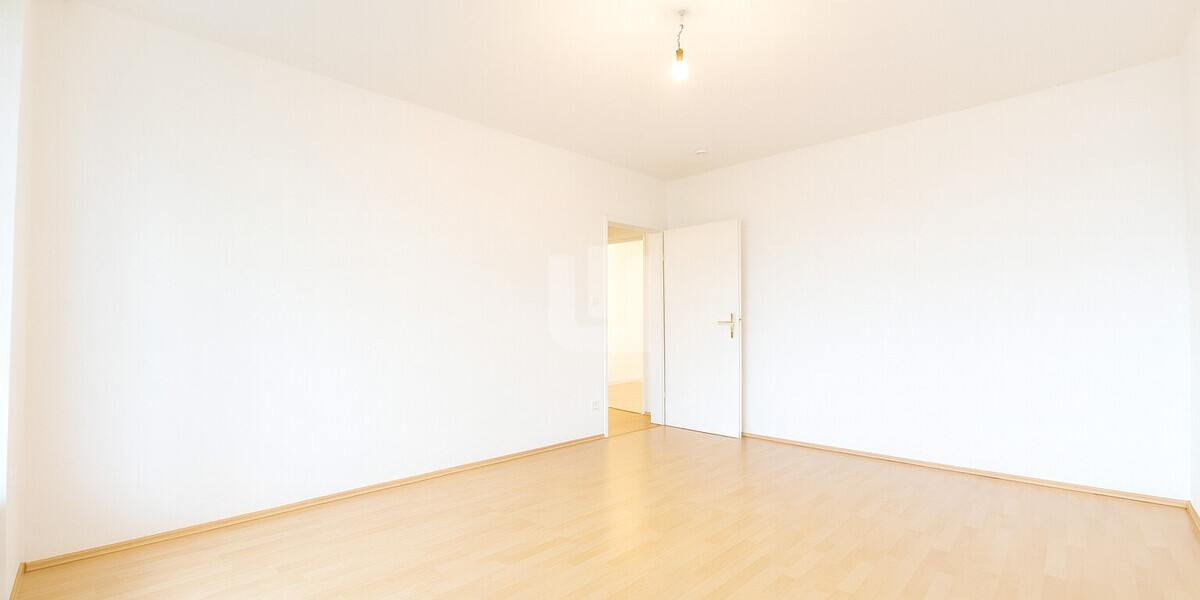 WINDISCH IMMOBILIEN - Gemütliche 2,5-Zi. - Dachterrassenwohnung in gepflegtem MFH bezugsfrei! - Etagenwohnung Puchheim | Angebot:21671641