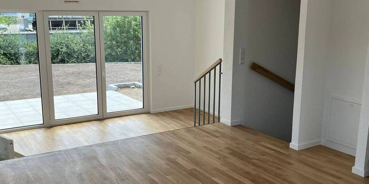 Reihenmittelhaus Bad Säckingen - 5 Zimmer, 150 m&sup2;, 2.300&euro; | Angebot:20965331