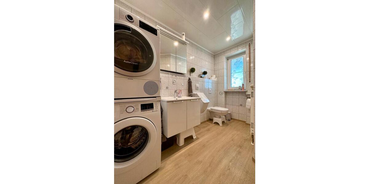 Einfamilienhaus Landau an der Isar - 6 Zimmer, 210 m&sup2;, 559.000&euro; | Angebot:26821715