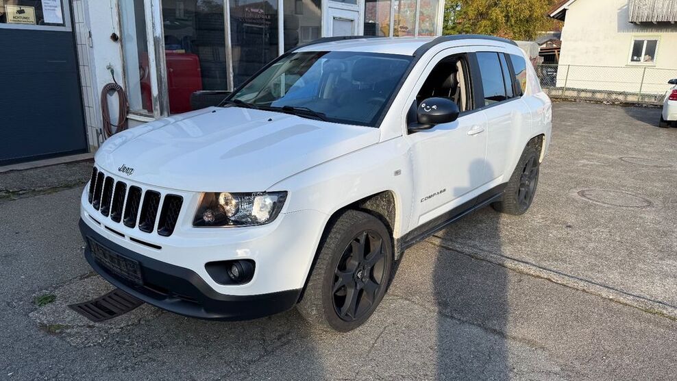 Jeep Compass 88.239 km 8.200 € Winterlingen 72474