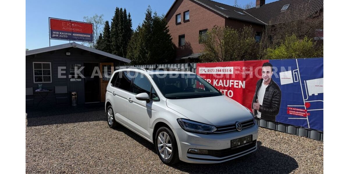 VW Touran 146.987 km 15.998 &euro; Gifhorn 38518