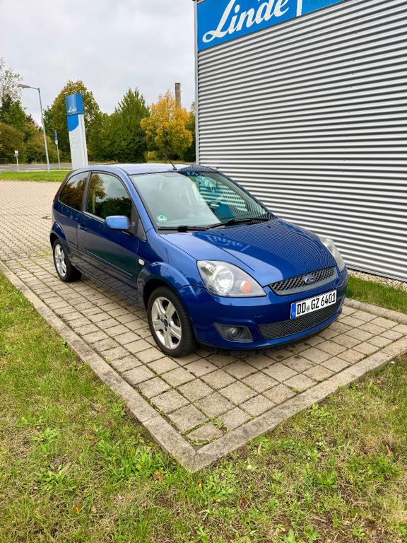 Ford Fiesta 165.252 km 2.590 € Markranstädt 04420